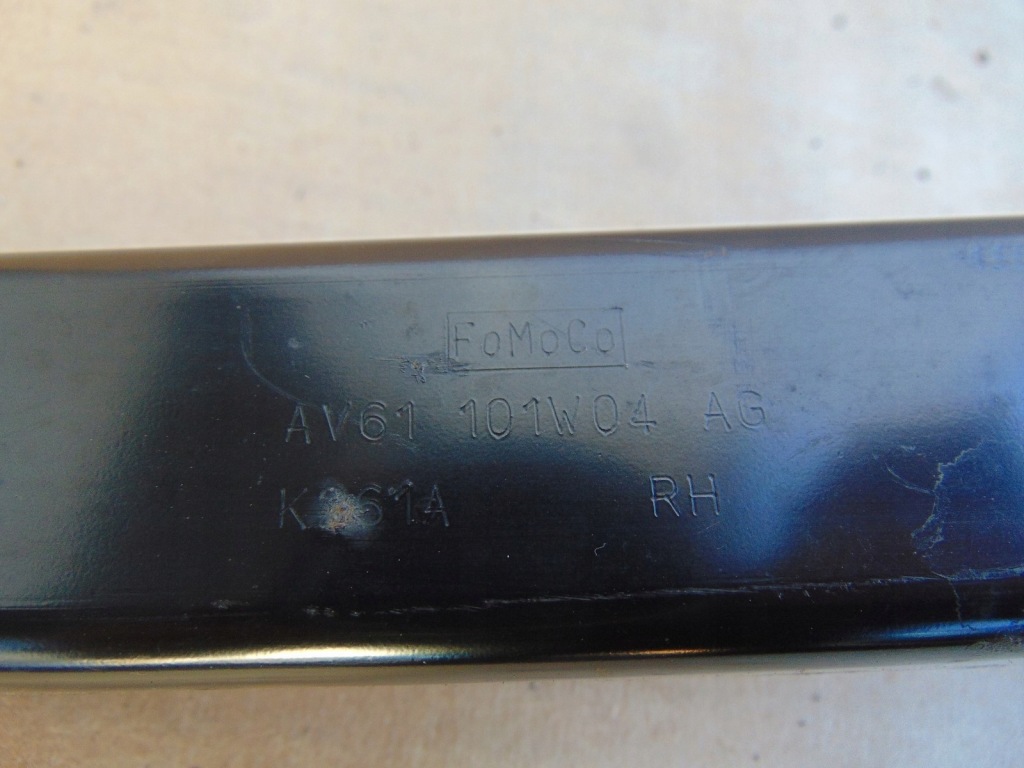 Кронштейн поперечина правий перед ford focus connect 1799136 _ av61-101w04-ag Ціна