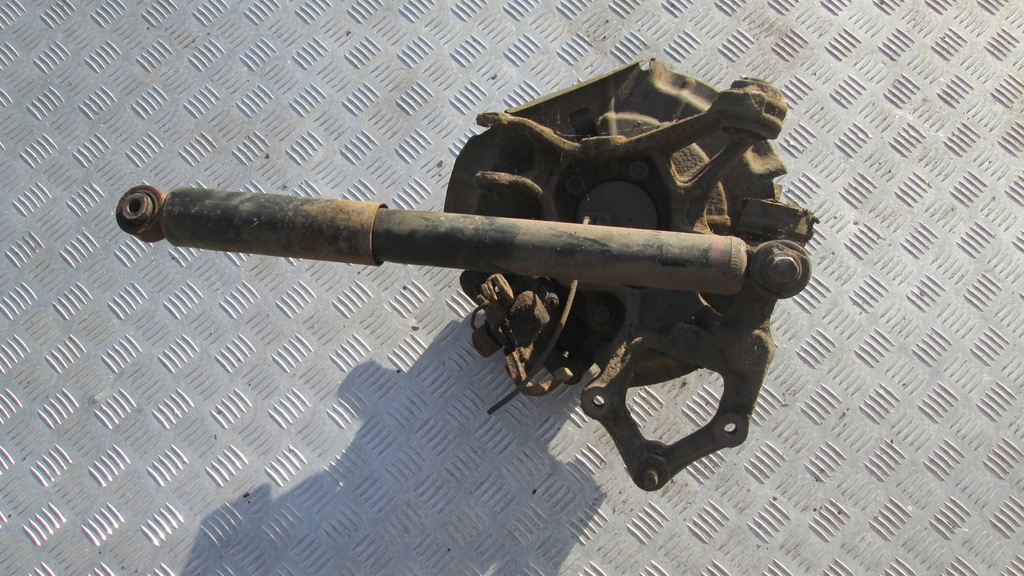 фото №3, Поворотный кулак ступица суппорт правый задняя mazda 6 ii gh