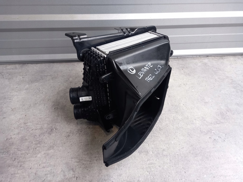 фото №3, Maserati levante интеркулер левый