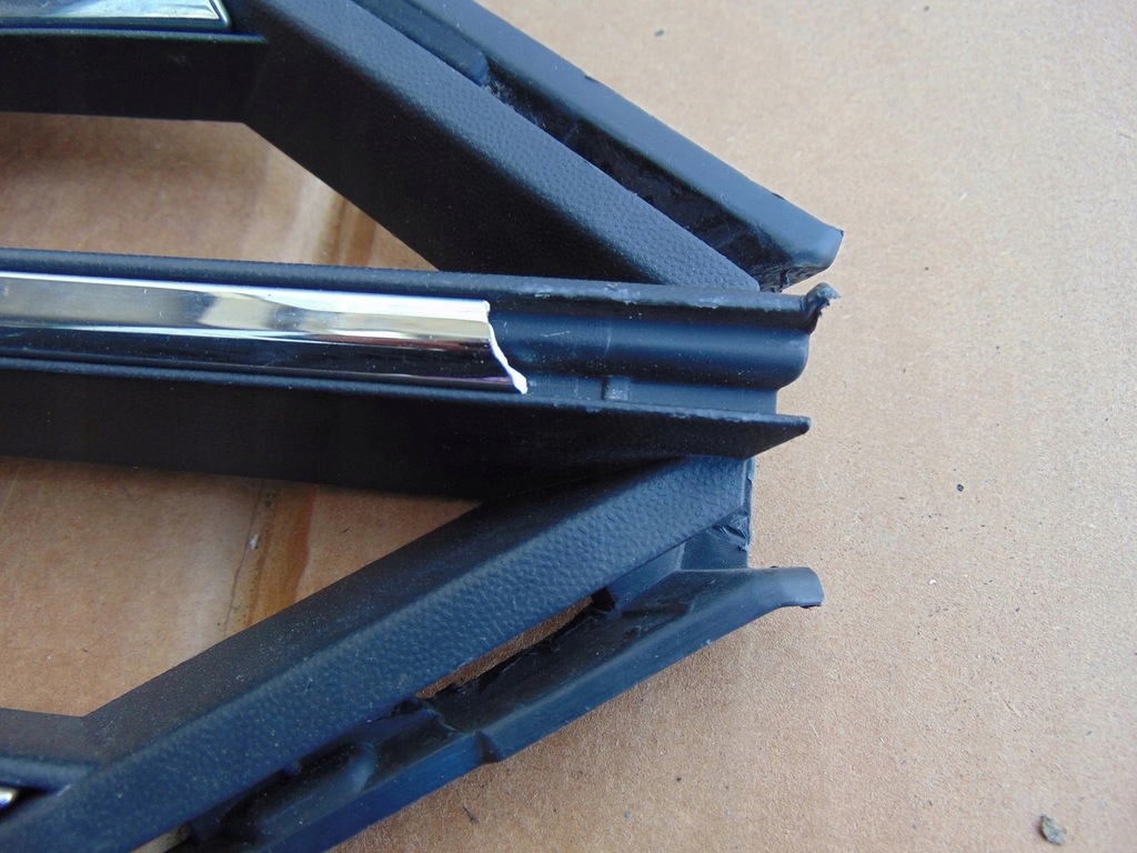 фото №9, Решётка w бампер левая vw touareg 2018- 760853665b