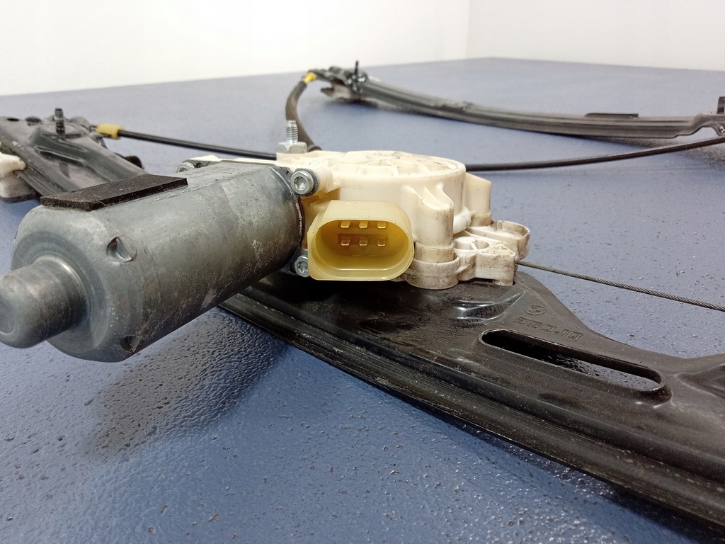 фото №5, Bmw x6 e71 e72 подъемник стекло перед правый 7197302