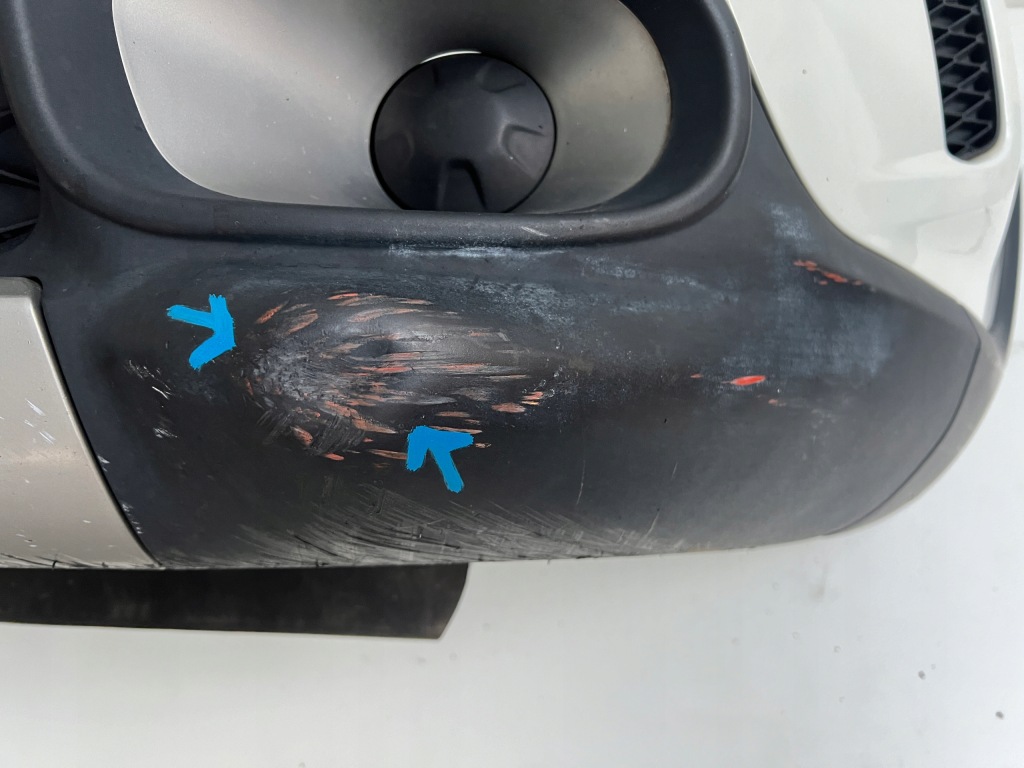 Бампер передній перед fiat 500l trekking Зі Шроту