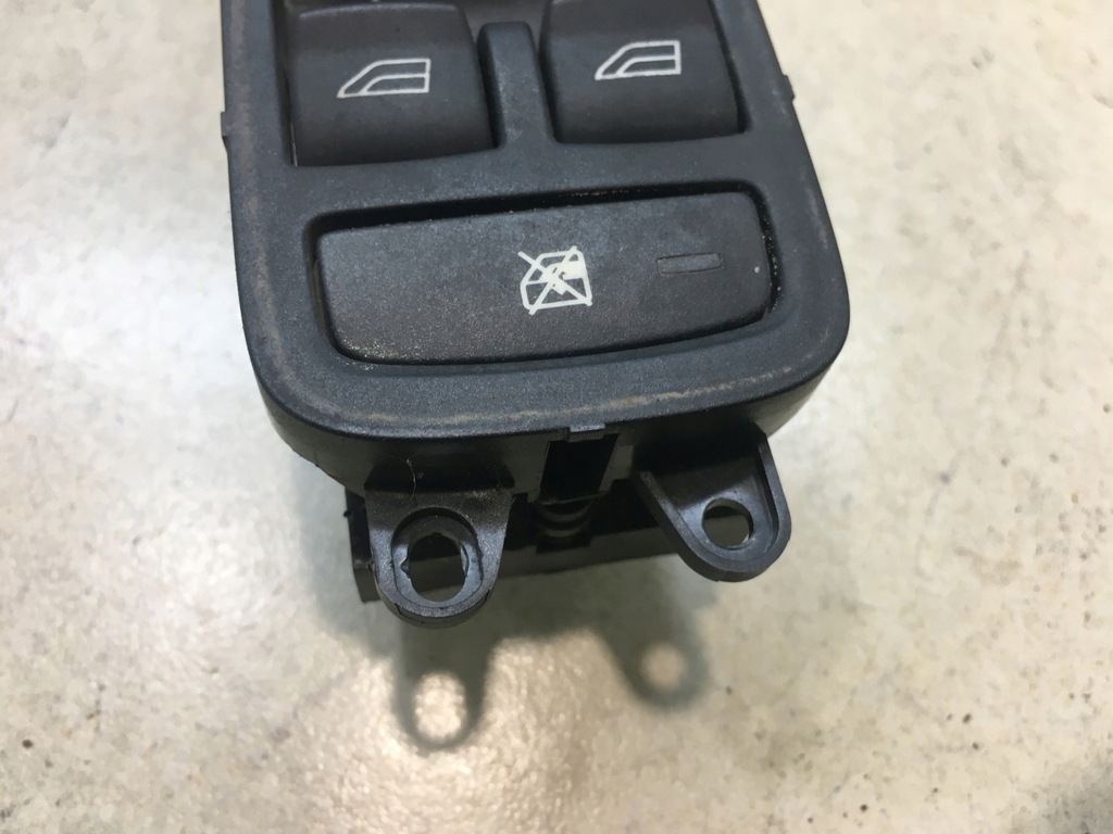 фото №6, Панель вікон лівий перед volvo v50 30710787