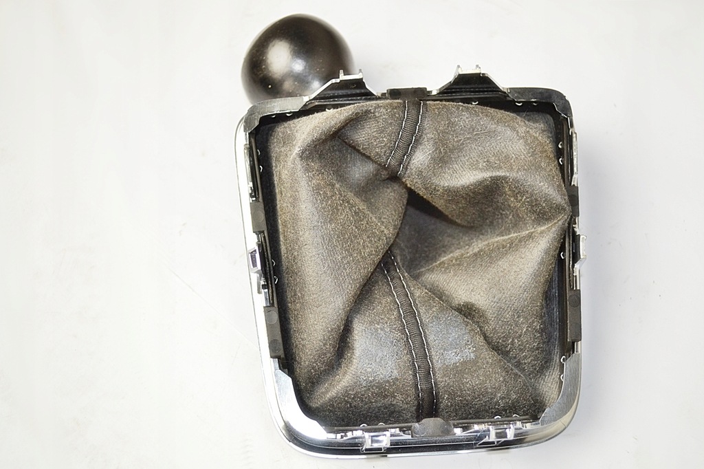 фото №8, Golf v чохол ручка 5tka перемикання передач 5m0711456c