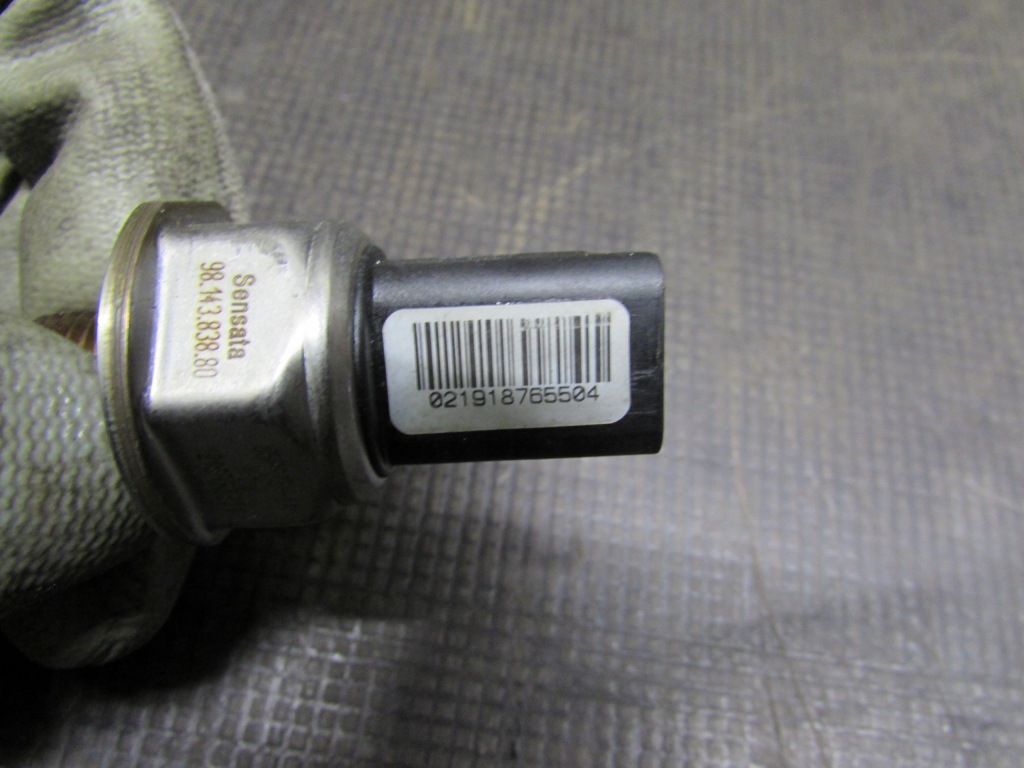 фото №9, Датчик тиску пального peugeot 5008 i 2.0 hdi 09-13r 9814383880