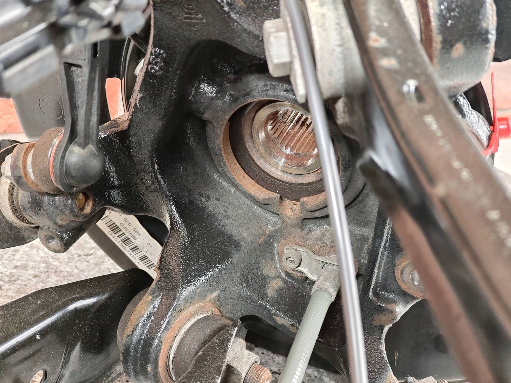 фото №10, Bmw 3 gt f34 поворотный кулак левый задняя левая задняя + рычаги 6798983