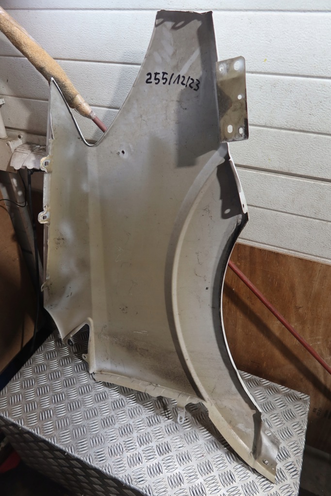 фото №8, Крила лівий перед sprinter 906