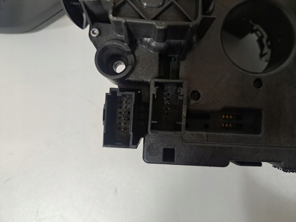 Bmw 4 f32 f33 2016 колонка керма комплект індикаторів Зі Шроту