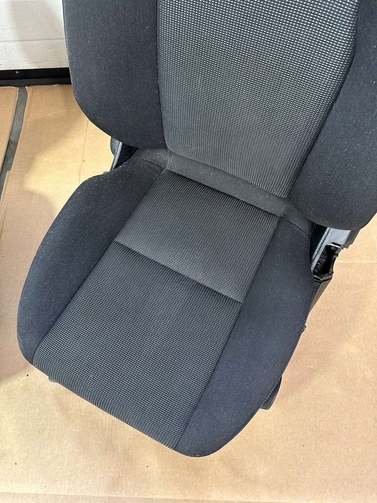 фото №10, Сидіння передні, сидіння перед, матеріал правий, лівий mercedes c klasa w204