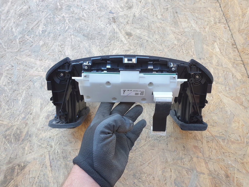 фото №7, Infiniti qx70 рамка навигации панель 28395 1dr5d