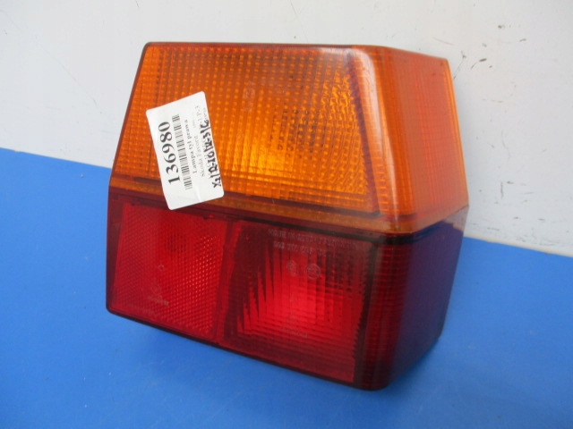 фото №1, Skoda favorit лампа задня права крила зовнішня