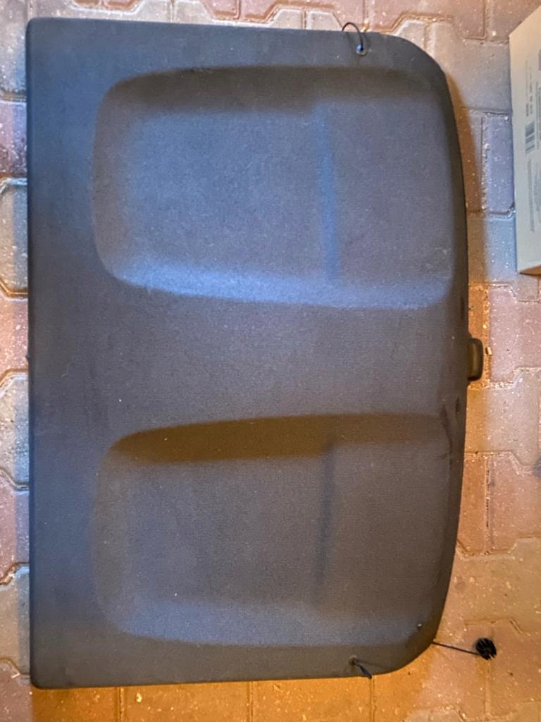 фото №1, Volvo xc40 полиця задня багажника