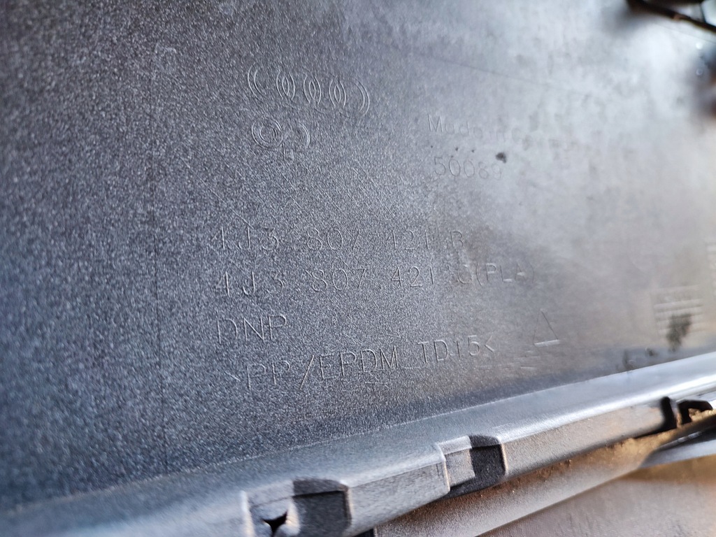 фото №11, Audi e-tron gt 4j3 бампер задняя задний 4j3807421b