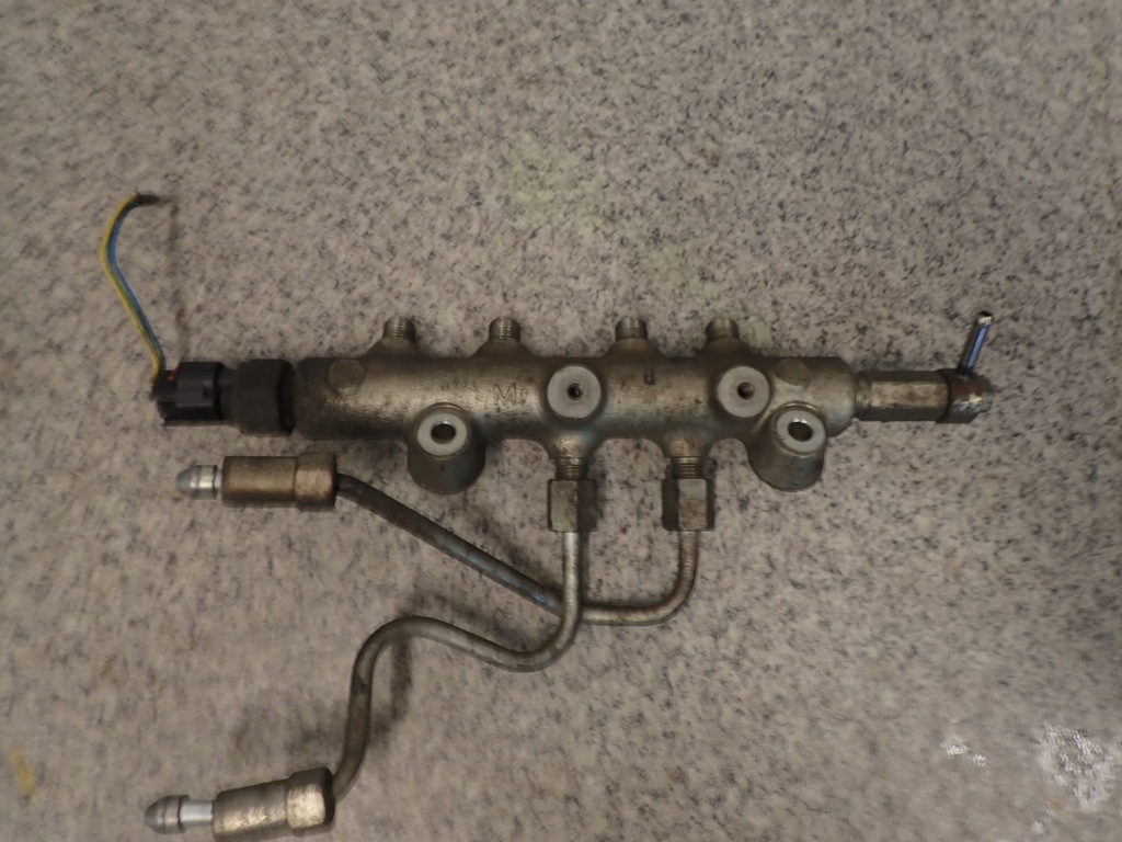 фото №8, Mazda 6 mazda mpv 05- rf5 молдинг впрыскная датчик