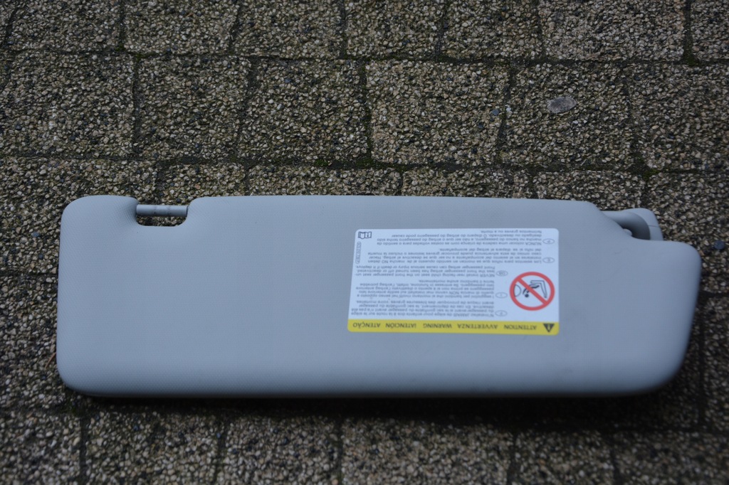 фото №1, Захист сонцезахисна audi a3 8v0857551