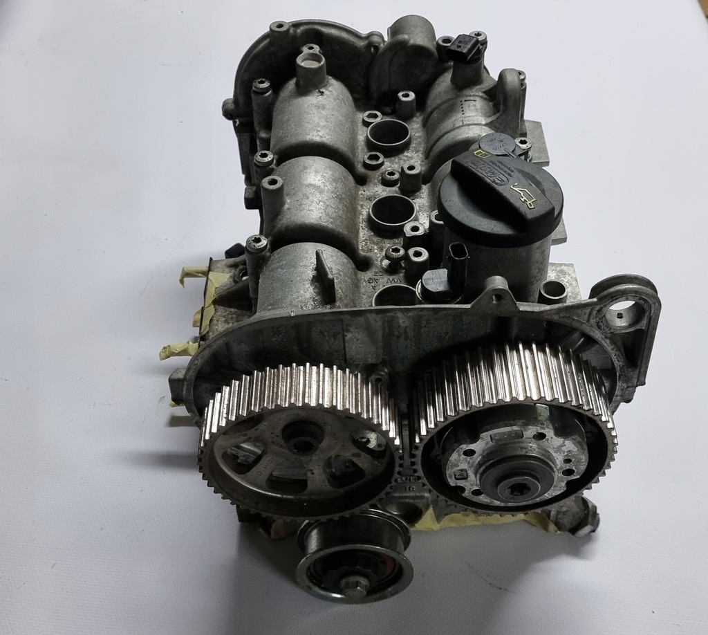 фото №1, Головка fabia iii1.0mpi chyb 04c103475h,04c103404f