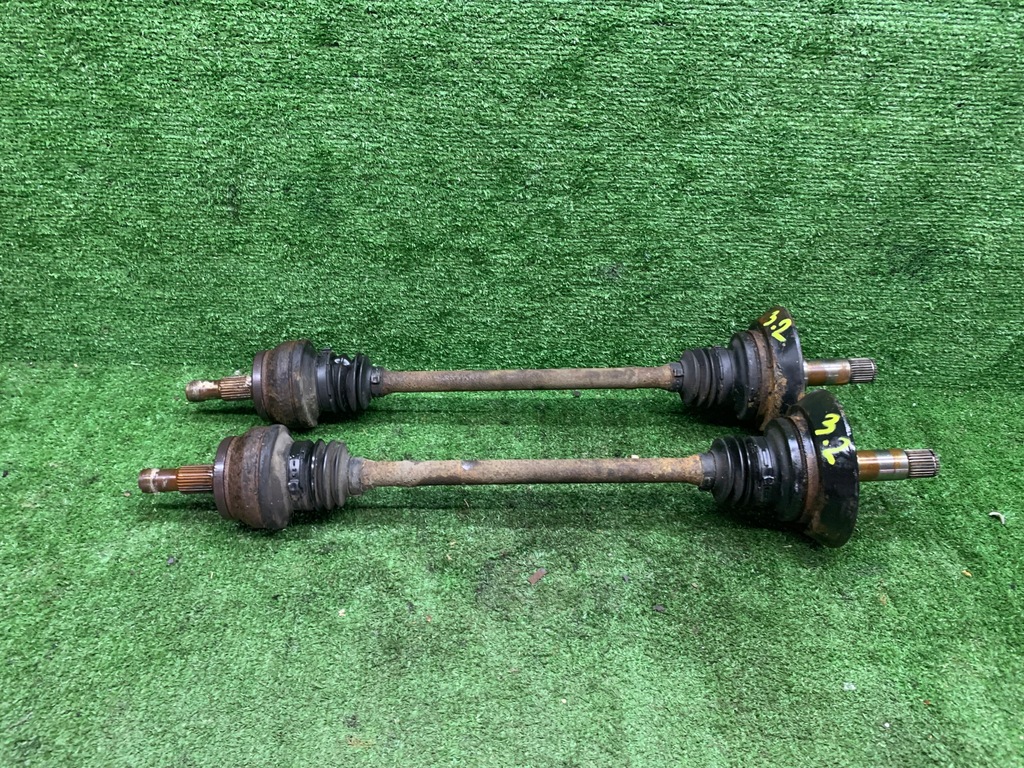 фото №1, Привідний вал ліва задня задня mercedes w211 3.2 cdi