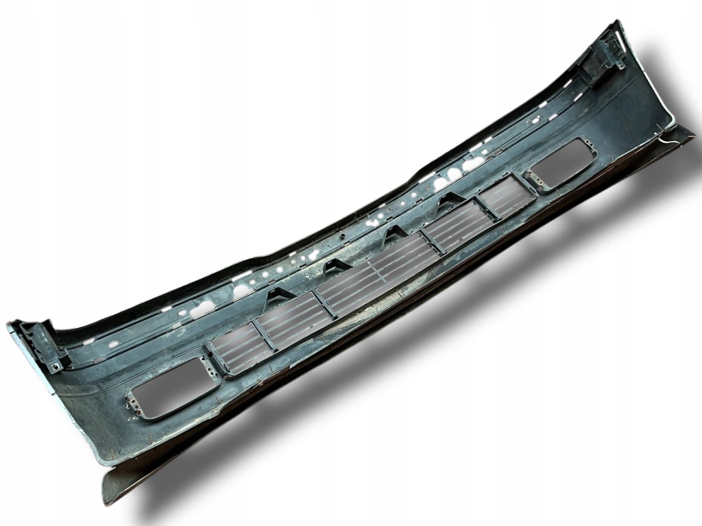 Bmw 3 e36 рестайлинг  94-99 rok бампер перед sedan универсал 51118165090 !j с Разборки