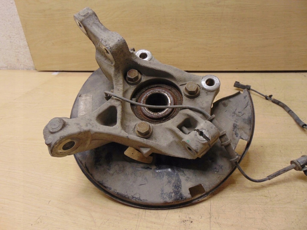 фото №6, Поворотний кулак ступиця ліва перед opel ampera 1.4 2011-