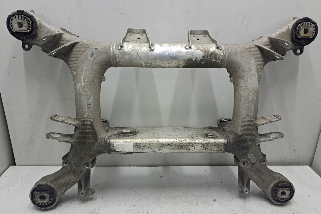 фото №14, Подрамник задние bmw 7 g11, g12 6883918 2017