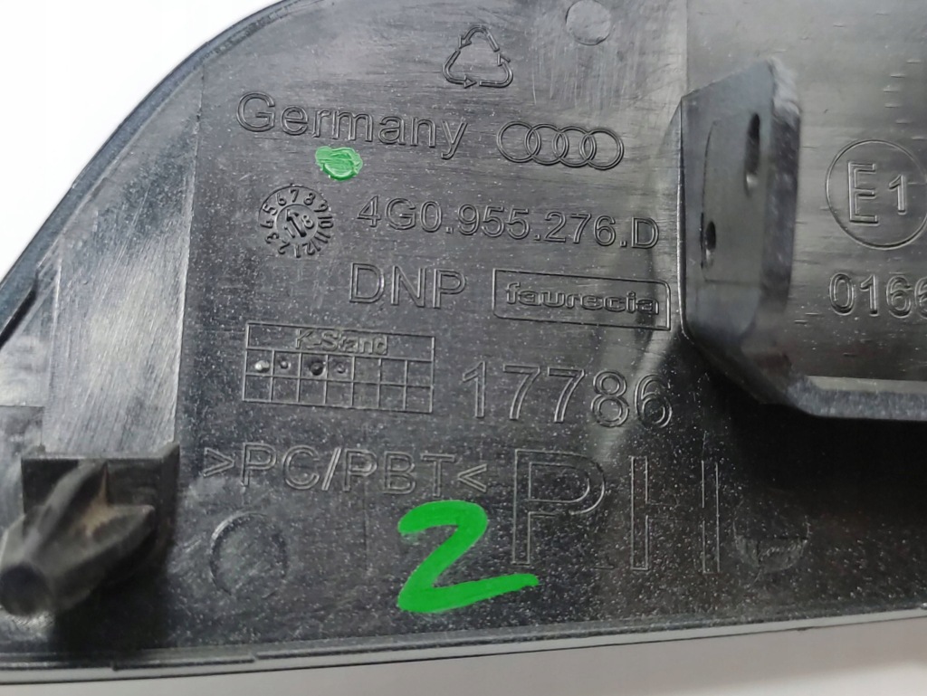 Купить Audi a6 c7 рестайлинг  allroad заглушка омывателя  фары правый  перед 4g0955276d