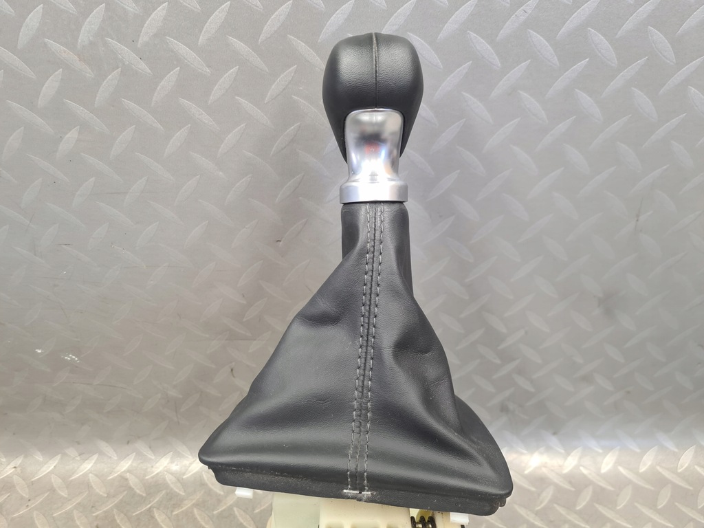 фото №6, Домкрат выборщик ручка чехол hyundai i10 iii 43700k7120