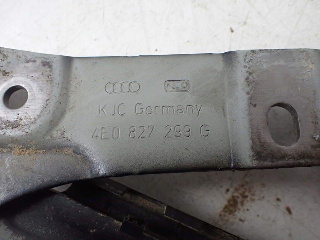 фото №9, Петля крышки левый задняя audi s8 d3 4e0827299g