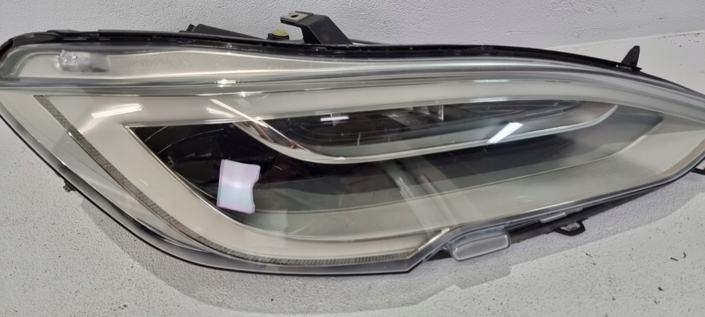 Фара правий перед передня tesla s рестайлінг  full led 16-20 Оригінал