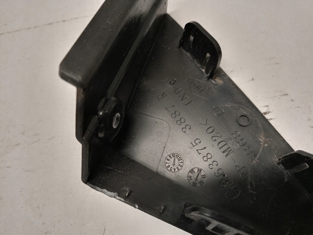 фото №8, Трикутник захист крила ліва renault zoe