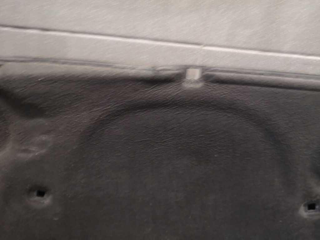 фото №4, Шумоизоляция капот audi a6 c6 4f0863825d