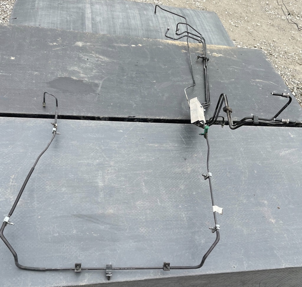 фото №1, P8 gmc yukon xl denali iv 2015 - 6.2 дроти гальмівні трубка 170430819