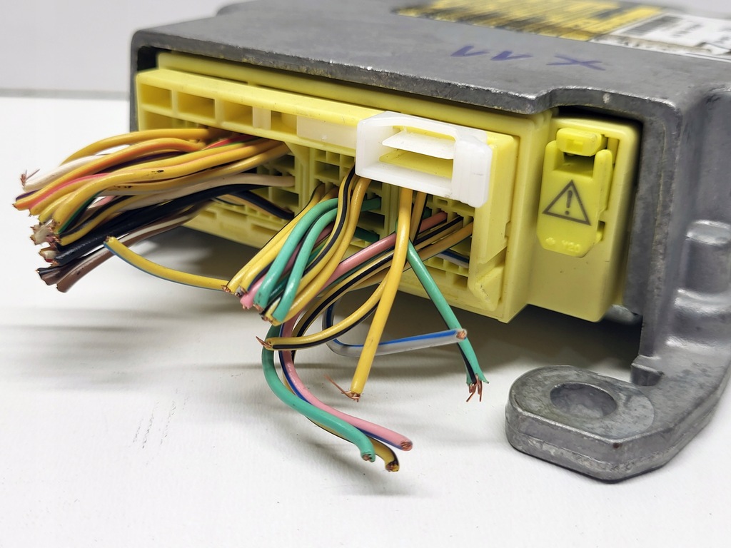 фото №7, Toyota corolla e12 модуль датчик подушка безопасности 89170-02401