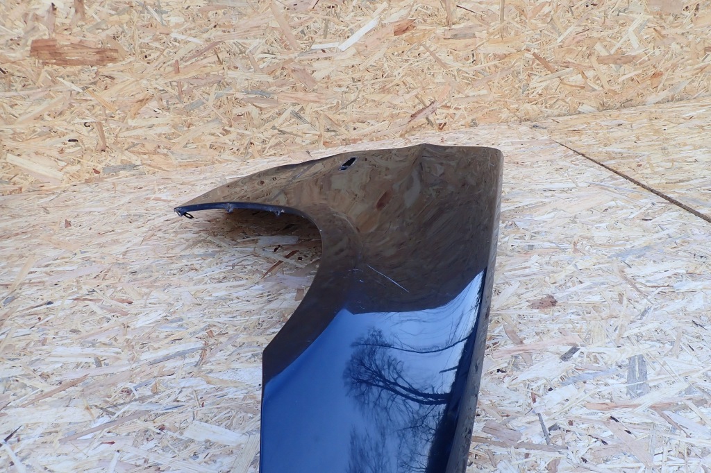 Крыло  правый  перед передний bmw e90 e91 в Украине