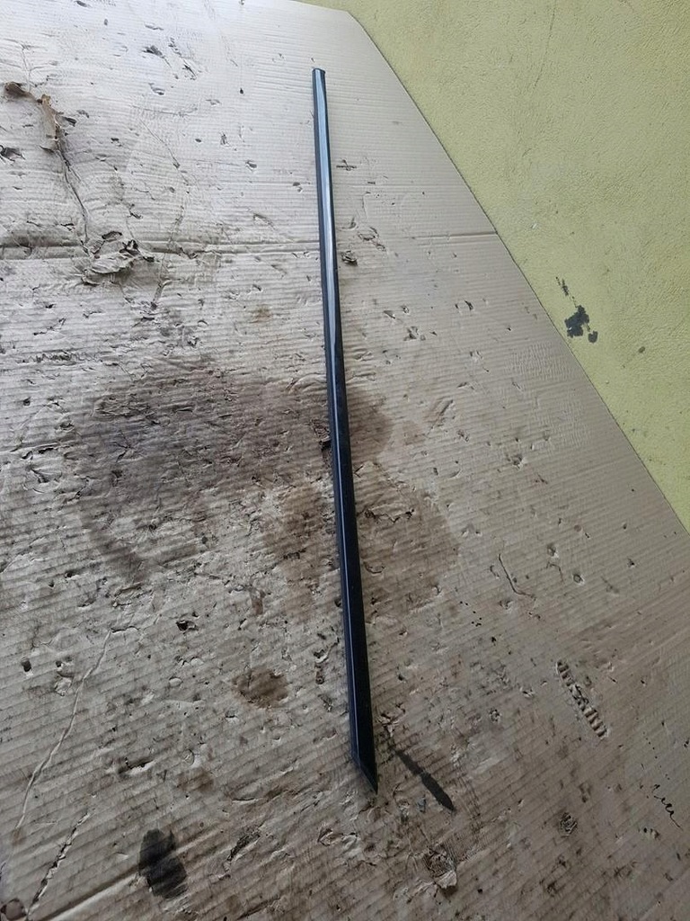 фото №1, Молдинг уплотнитель левый перед citroen ds5