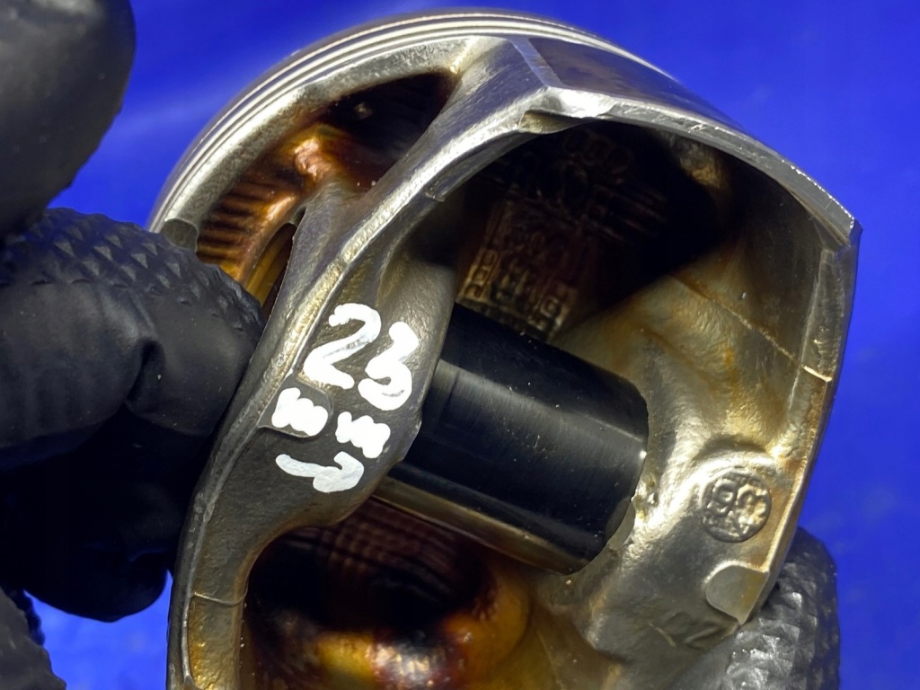 фото №9, Поршень поршень vw golf vii audi a3 s3 2.0 tsi 82.420 06k bb