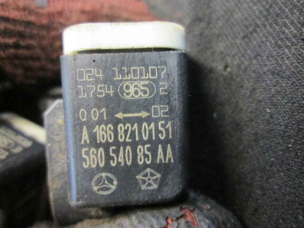 фото №16, Dodge charger 2014 датчик удара 56054085aa challenger chrysler 300