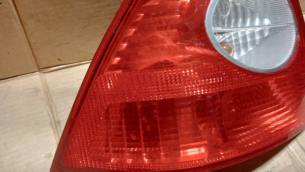 фото №3, Ford focus mk2 sedan лампа задня ліва