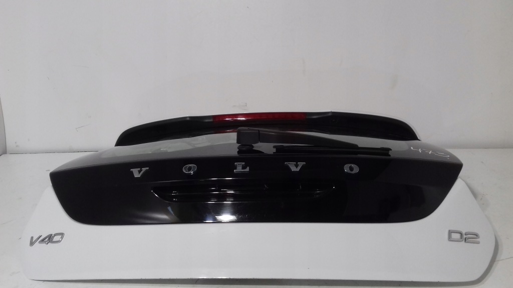 фото №9, Volvo v40 задняя крышка багажника 2012 rok белый