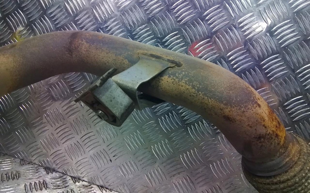 фото №5, Audi a4 b9 2.0 tfsi гасник середній 8w0253211h