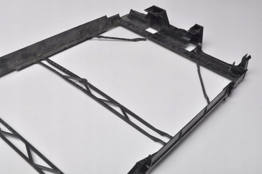 фото №8, S90 v90 xc60 s60 iii v60 ii d3 d4 d5 t4 t5 t6 t8 рамка радіатора 31368234