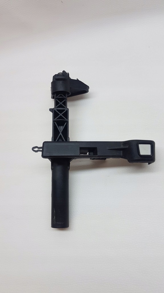 фото №1, Renault twingo iii 14- кронштейн капот решітка радіатора перед