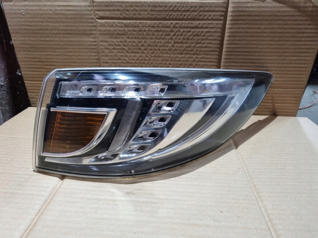 фото №3, Mazda 6 gh 2010-2012 lift лампа правая задняя sport dynamic kombi