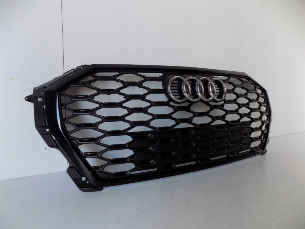фото №2, Audi q3 83f s-line решітка радіатора / решітка радіатора 10519