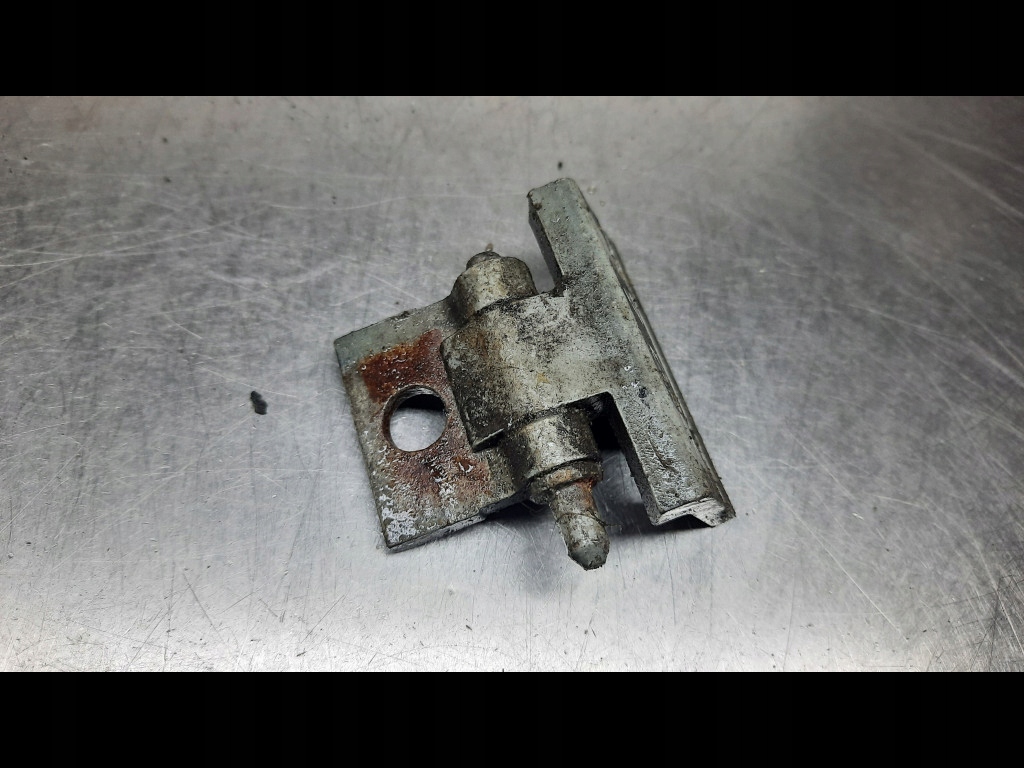 фото №3, Петля дверь левый volvo s60 v70 ii