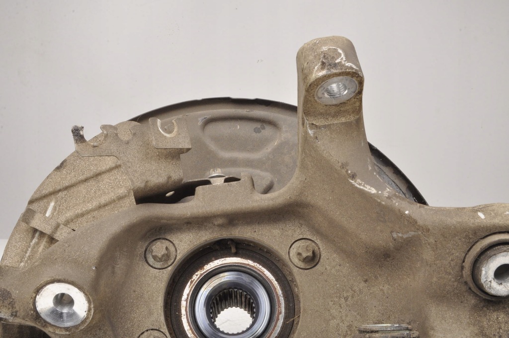 фото №7, Mercedes glc x253 2.0 16v 211km поворотний кулак лівий задня