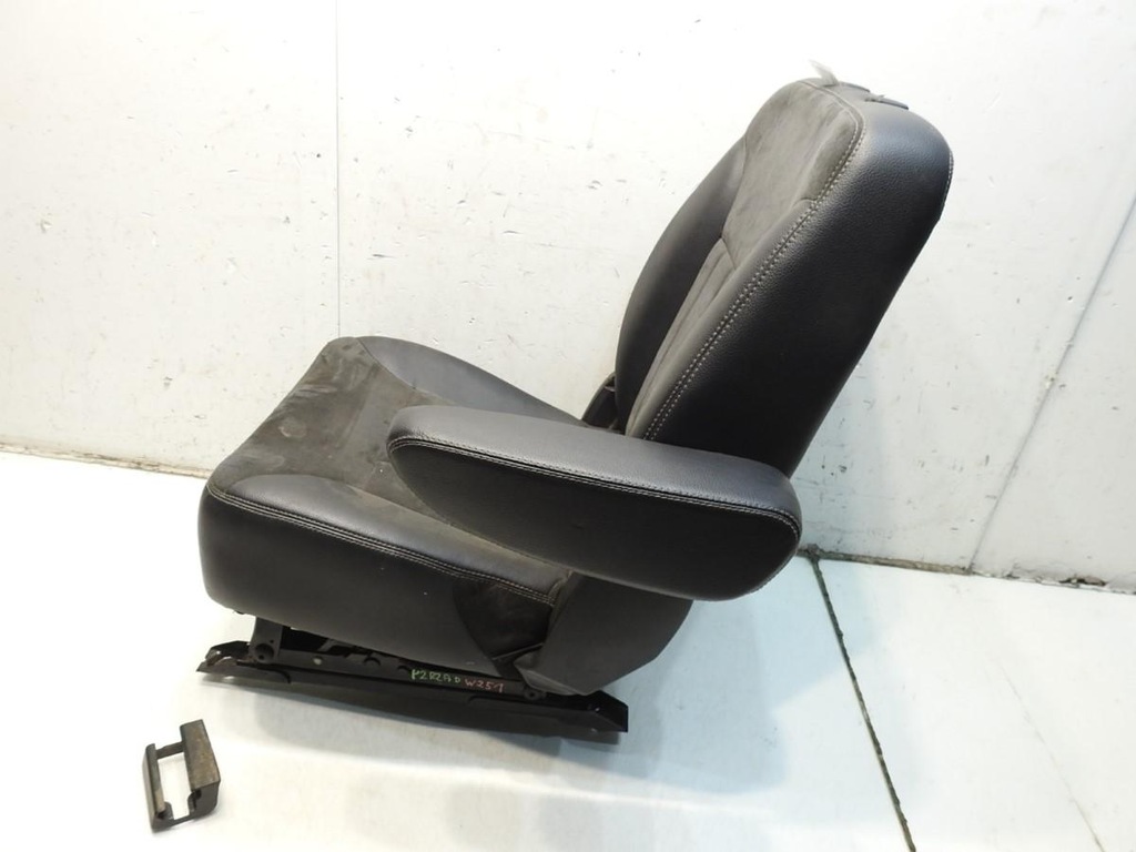 фото №3, Сиденье правый задняя ii ряд mercedes r w251