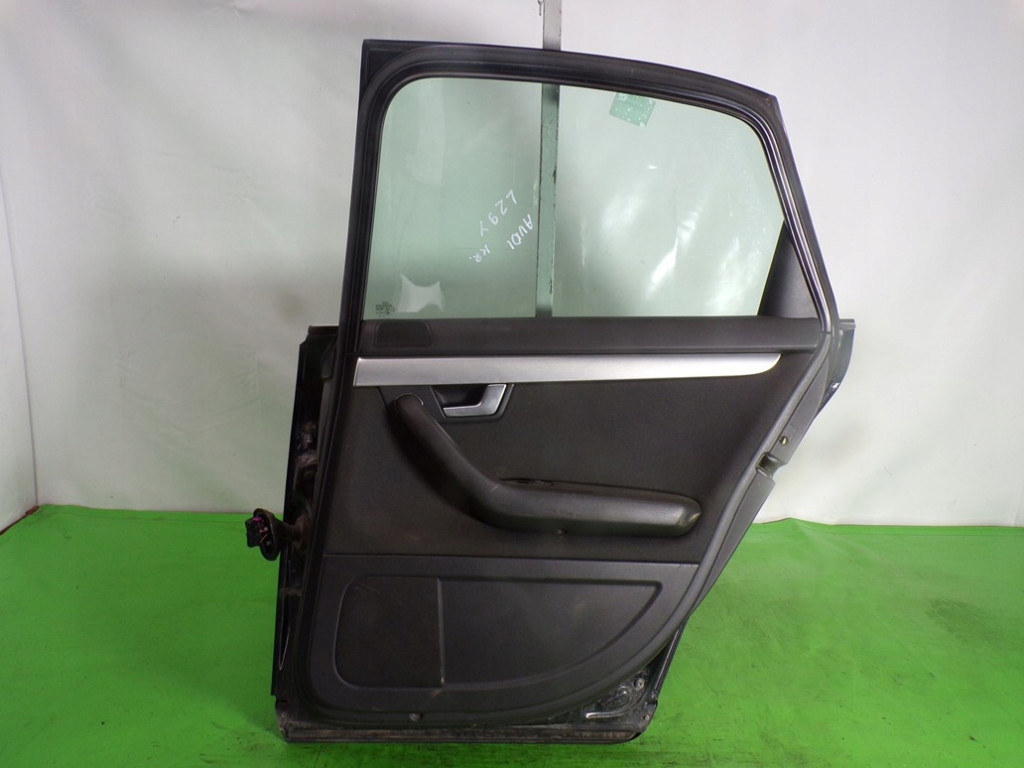 фото №7, Audi a4 b7 sedan дверь правое задняя лак lz9y