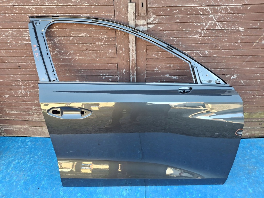 фото №1, Дверь правое передние audi a3 hb 8y 2020r-