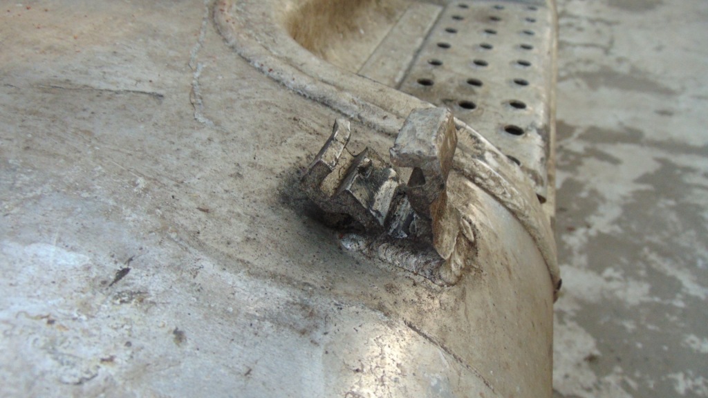 Бак пального volvo 21442020 / 900l 2szt. в Україні