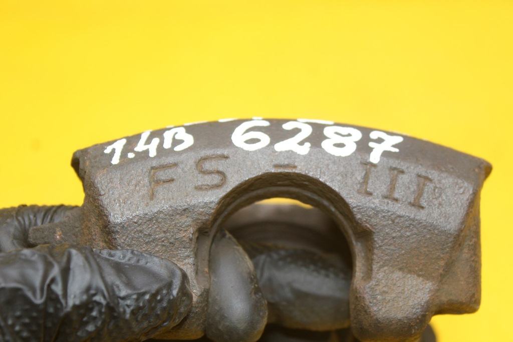 фото №9, Супорт гальмівний лівий перед pod гальмівні диски 278 mm vw caddy iii